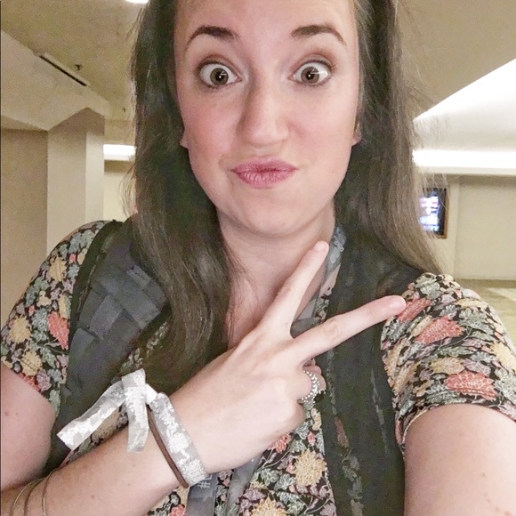 Meet your Posher, Alex - Picture 3 of 3